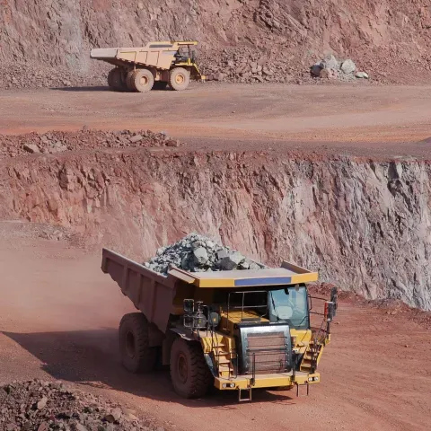 HUBER+SUHNER Launches RADOX® 185 mm² FLEX Cable to Power the Next Generation of Heavy-Duty Electric Vehicles