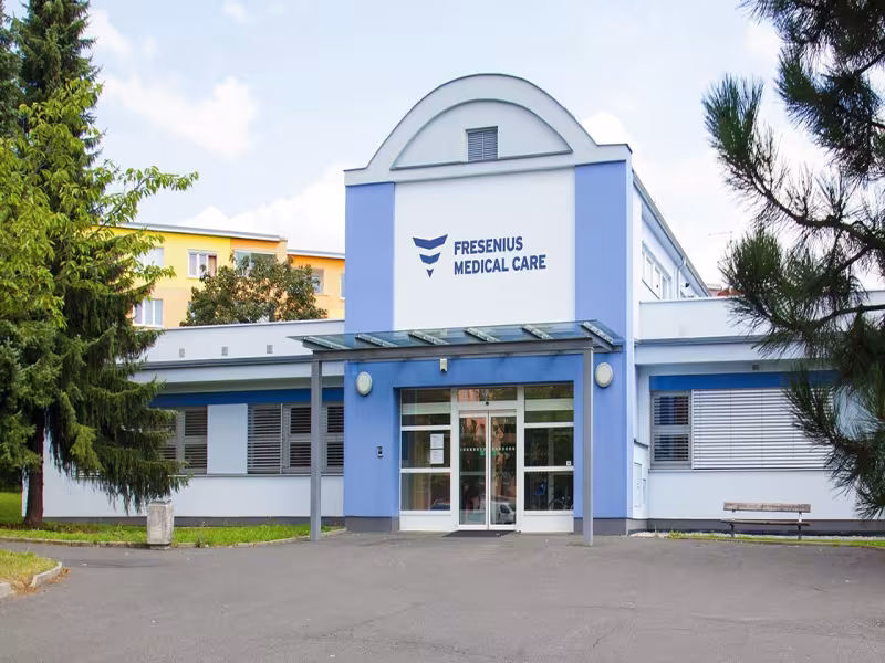 Fresenius Medical Care Celebrates 40 Years of Dialysis Care in Sokolov, Czech Republic