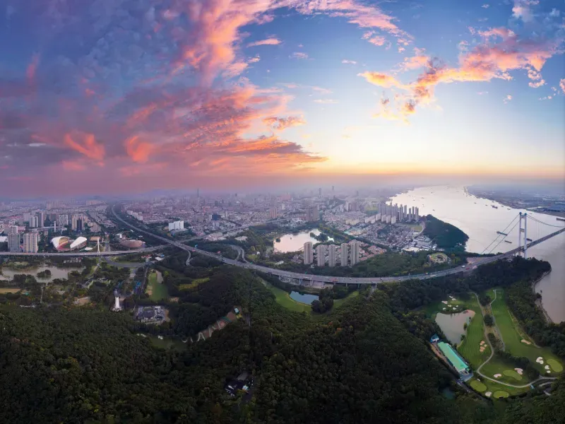 Jiangyin Secures 68 Billion RMB in “Golden Autumn” Investments to Power Next-Gen Manufacturing
