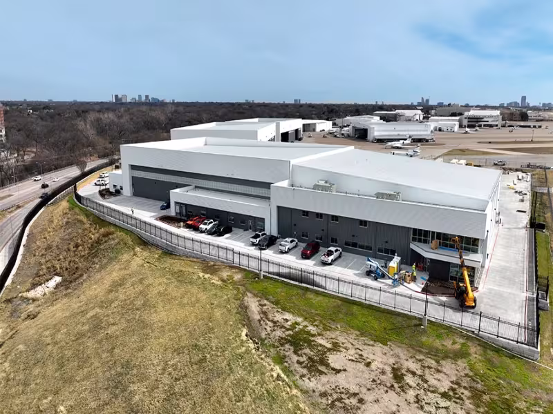Business Jet Leases 70,000 Sq Ft of New Hangars at Love Field