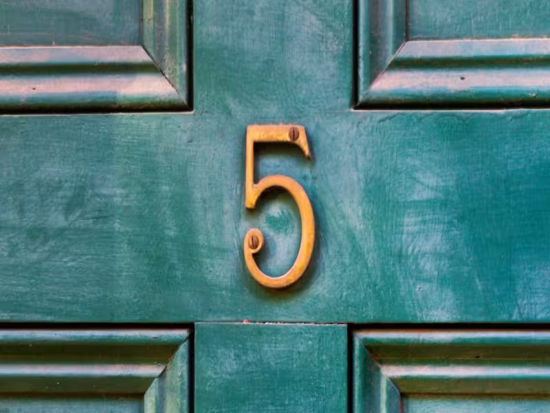 24% of CSMs Cite Unclear CS-Sales Boundaries as Top Challenge