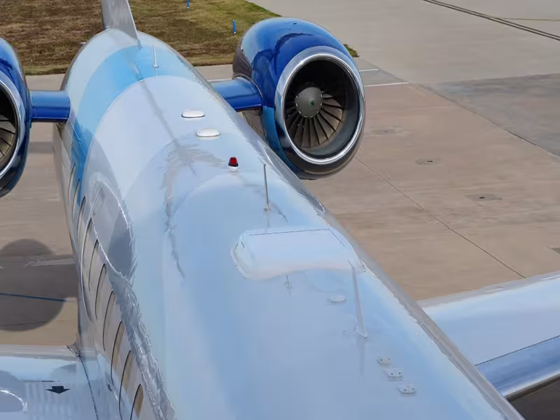Business Jet Completes First Starlink Install on Legacy 600